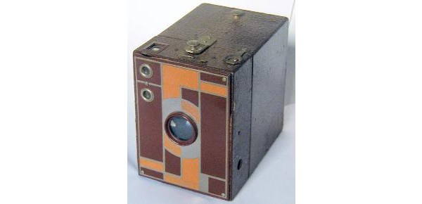  Kodak Brownie (1900 .)